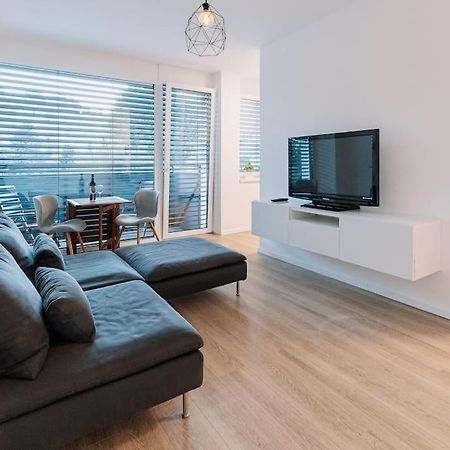 Stylish Apartment Retreat ブラチスラヴァ エクステリア 写真